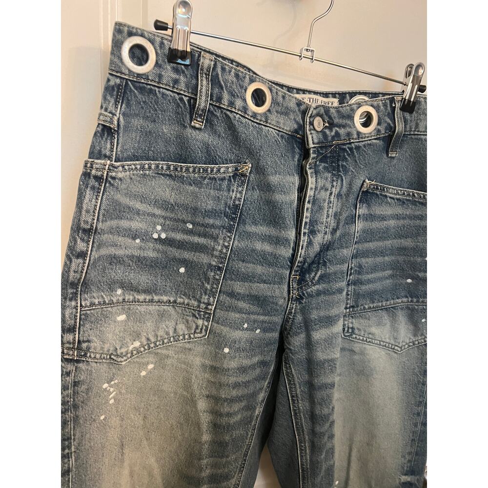 Wide-Leg Denim Jeans in Distressed Blue - Picture 6 of 10